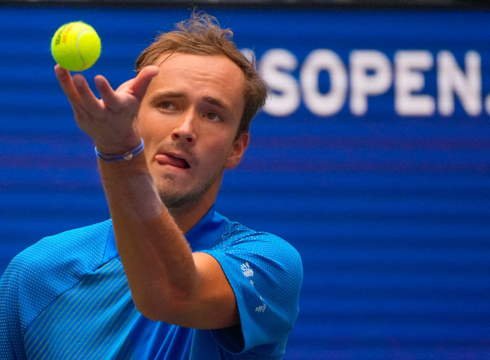 依然是足坛 依然是足坛