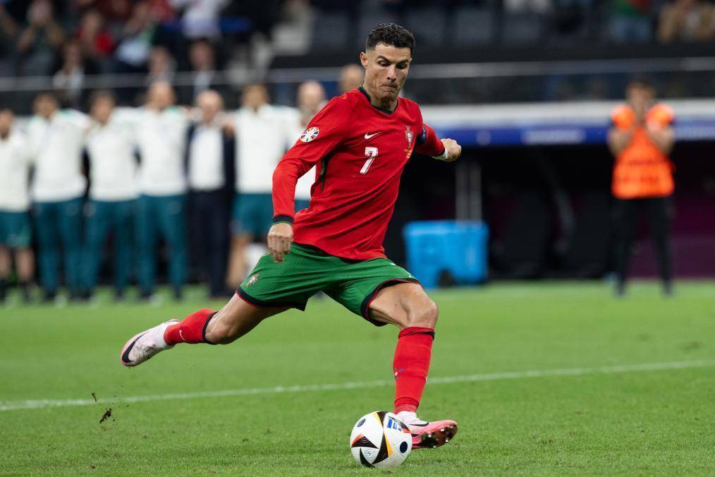 外籍高手足 外籍高手足