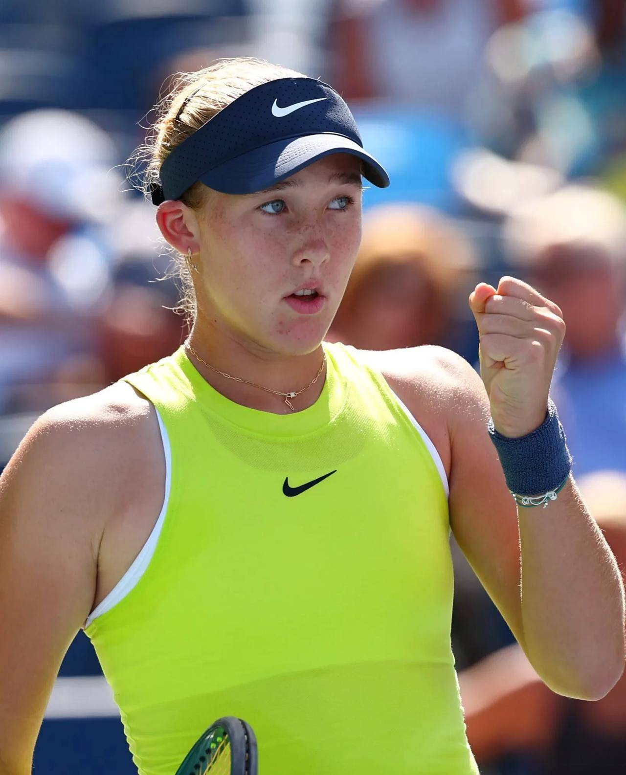 举重一直是 举重一直是