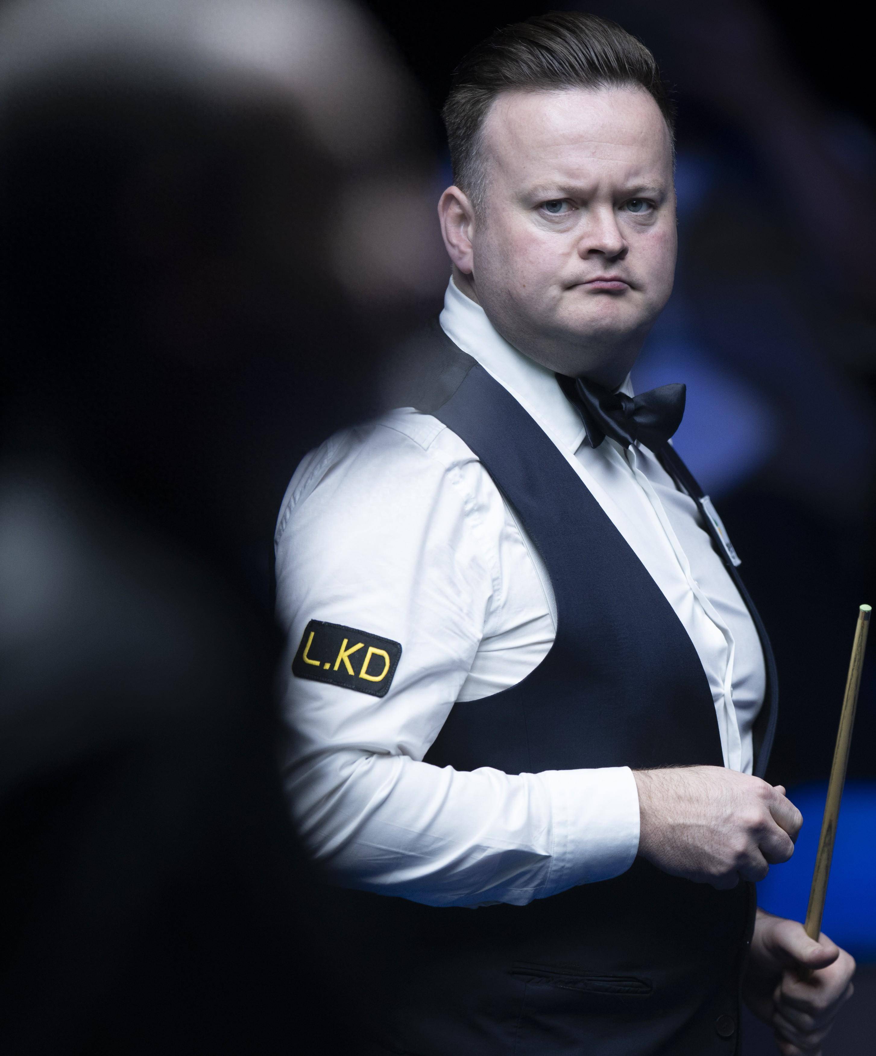 戴维斯以更 戴维斯以更